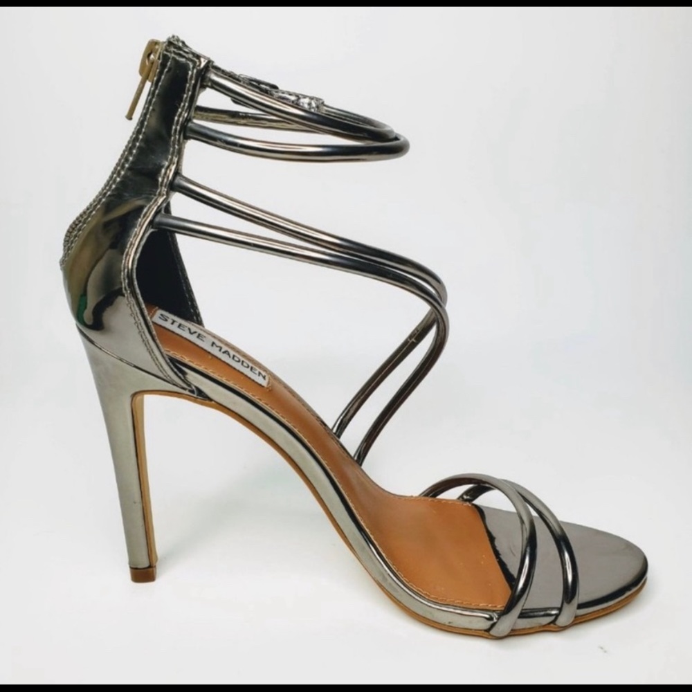 Steve Madden Platinum Pewter Delicate Wrap Around Heels 👠